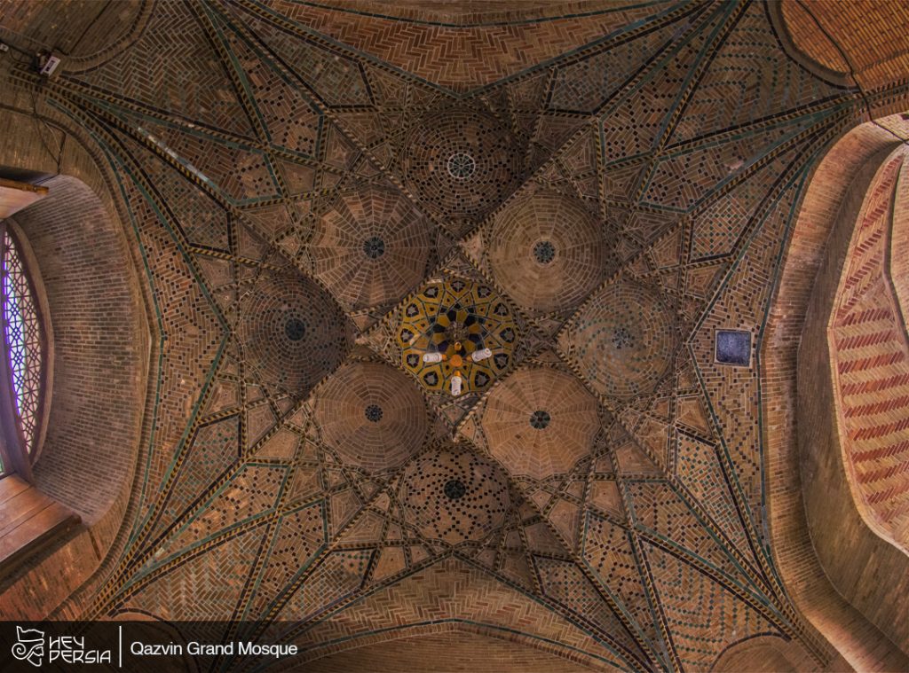 Qazvin Ground Mosque ceiling