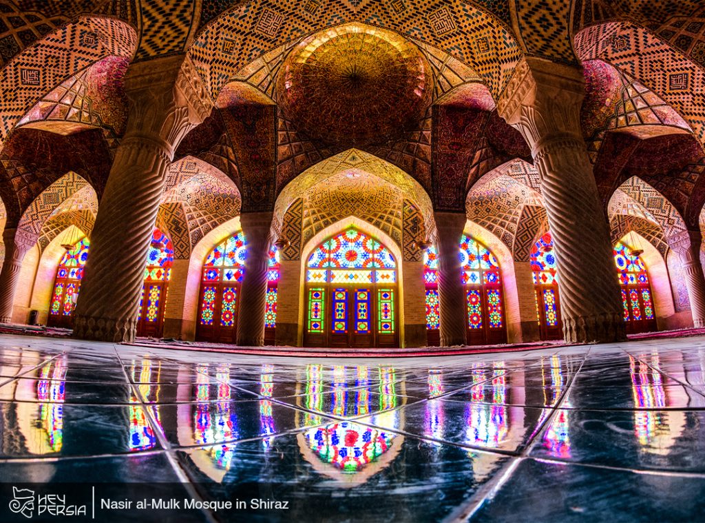Overview of Nasir al-Mulk Mosque in Shiraz