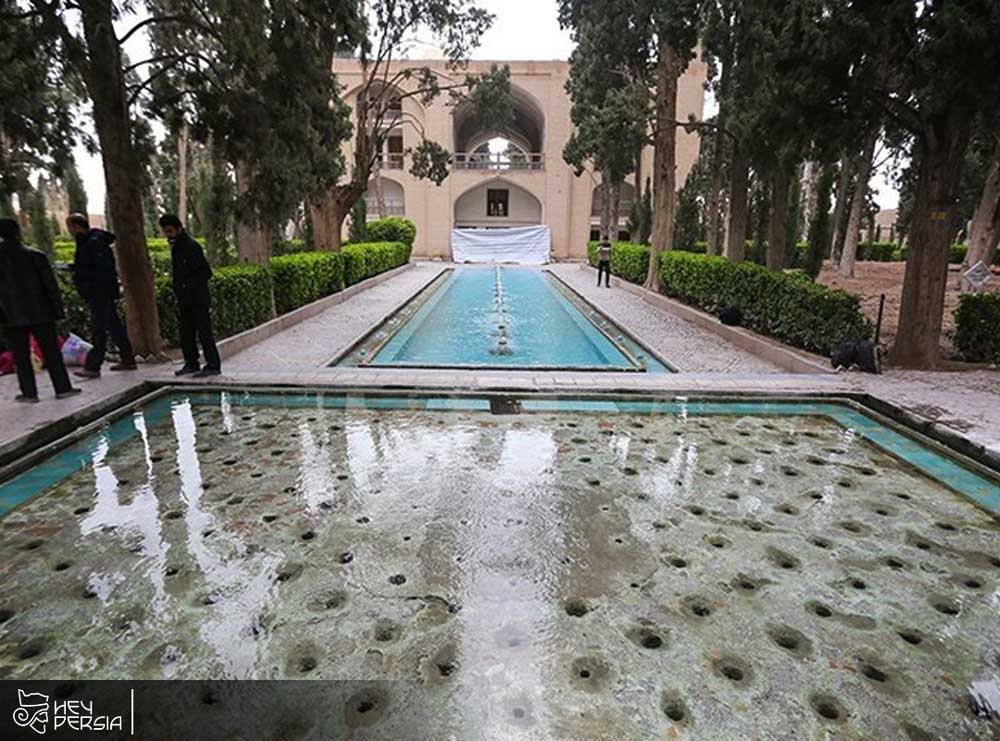 The most important architectural elements of Fin Kashan Garden