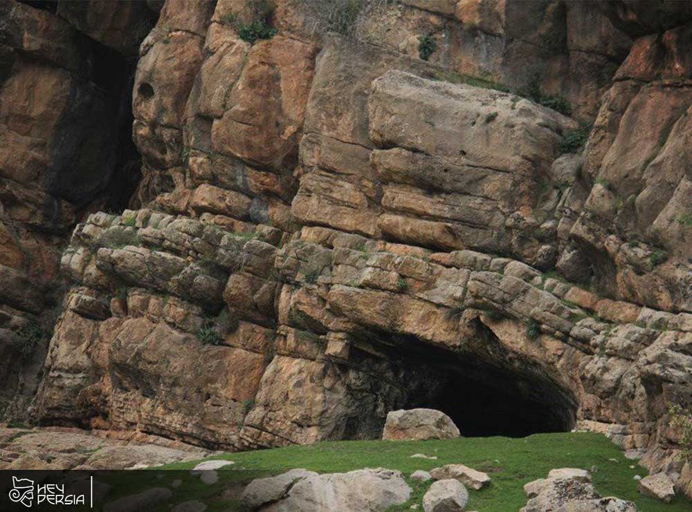 Kaldar Cave in Iran