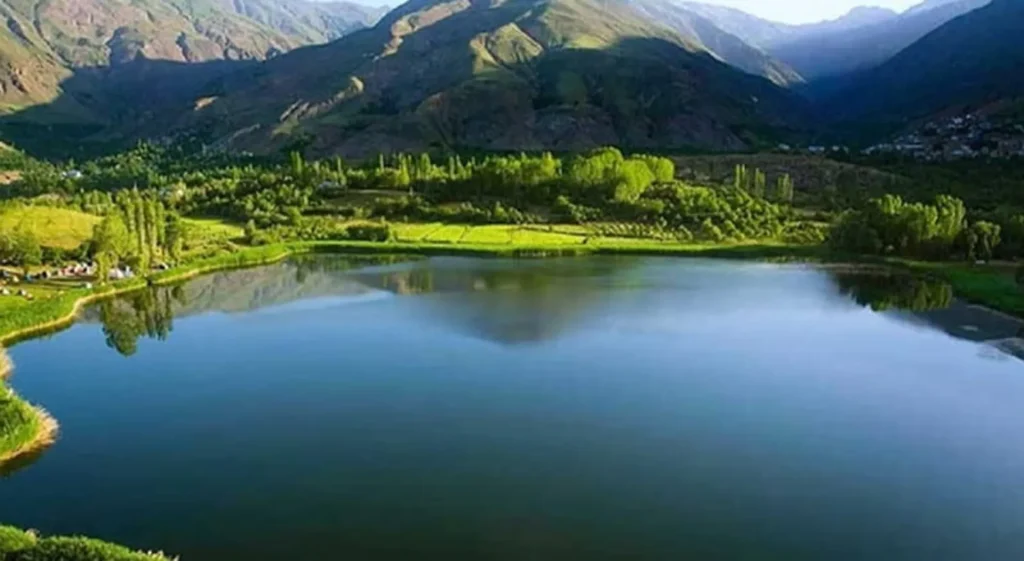 Parishan Lake in Iran